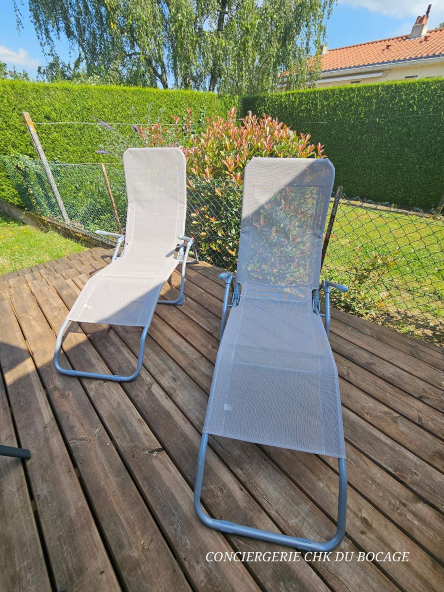 Le Petit Ecureuil Charmant Gite Jardin Terrasse Les Herbiers Exterior foto